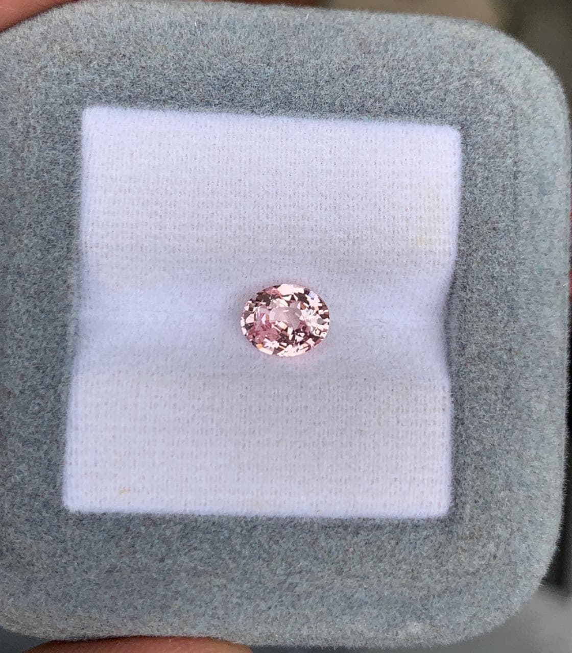 Saphir Padparadscha Ovale de 1,67ct image 2