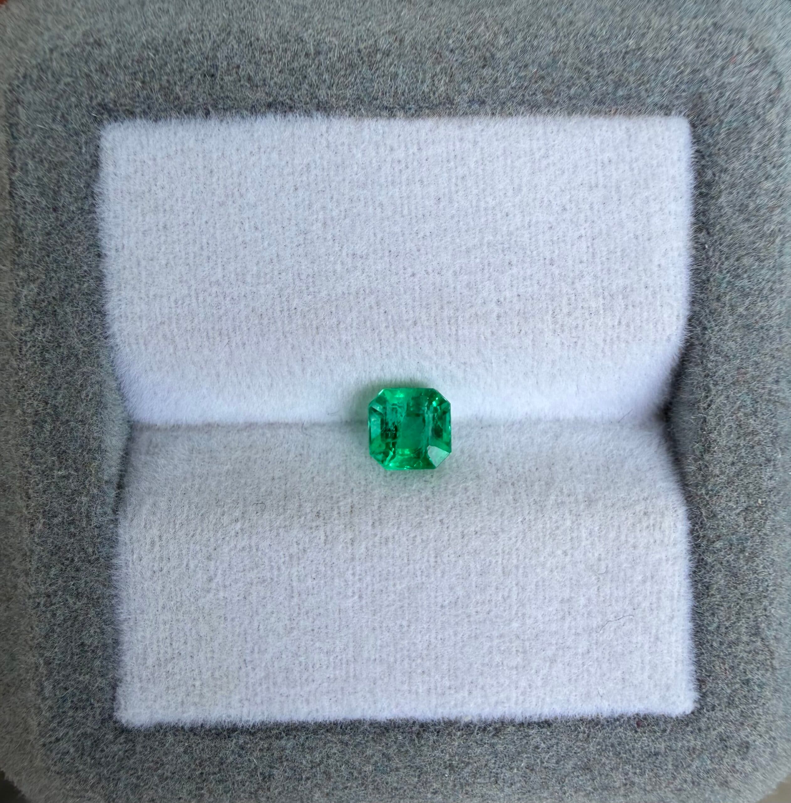 Emeraude de Zambie Rectangle de 0,51ct — Zambia image 2