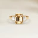 Bague Art Deco Saphir Orange Emerald Cut de 1,16ct