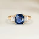 Bague Art Deco Spinelle Bleu Coussin de 1,31ct