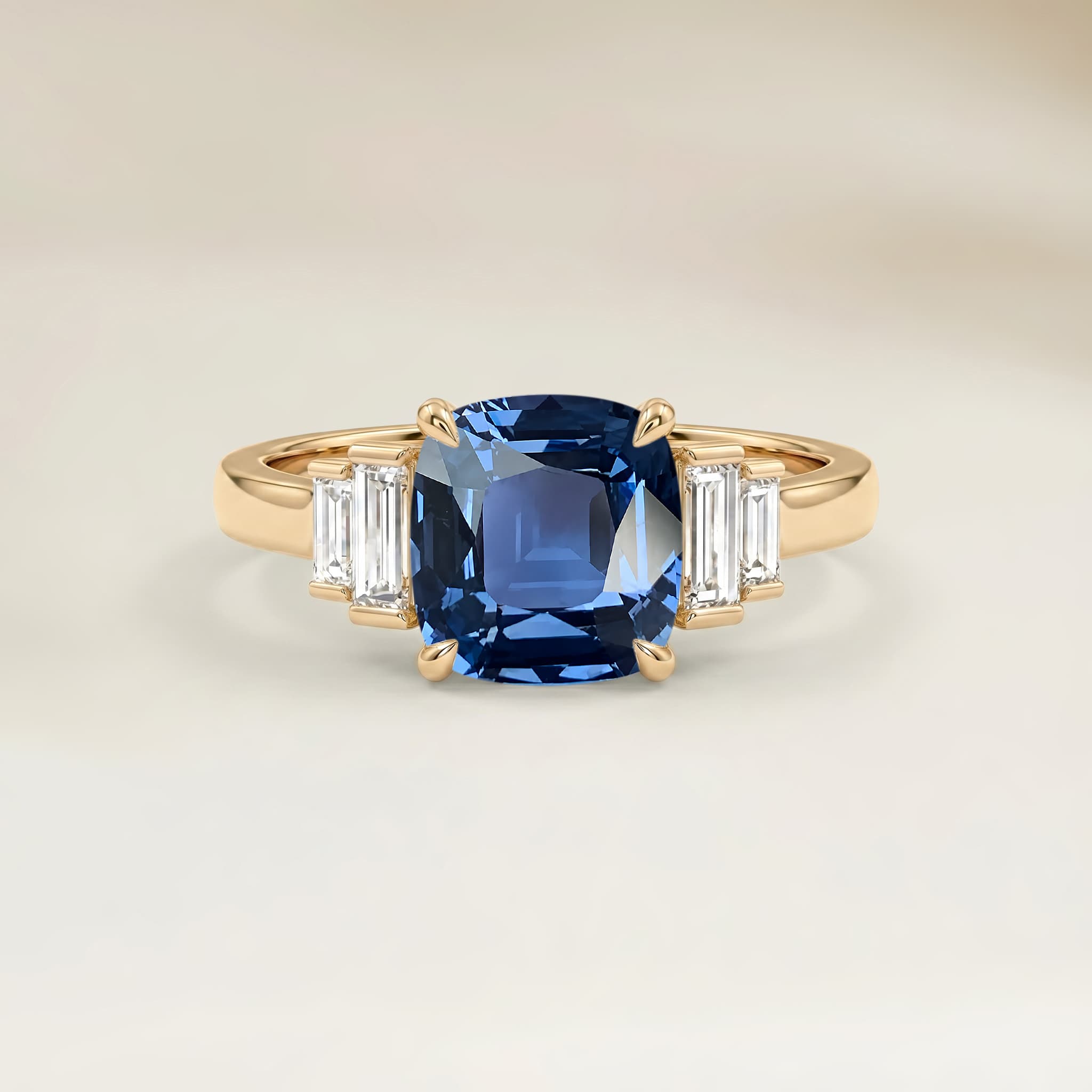 Bague Art Deco Spinelle Bleu Coussin de 1,31ct
