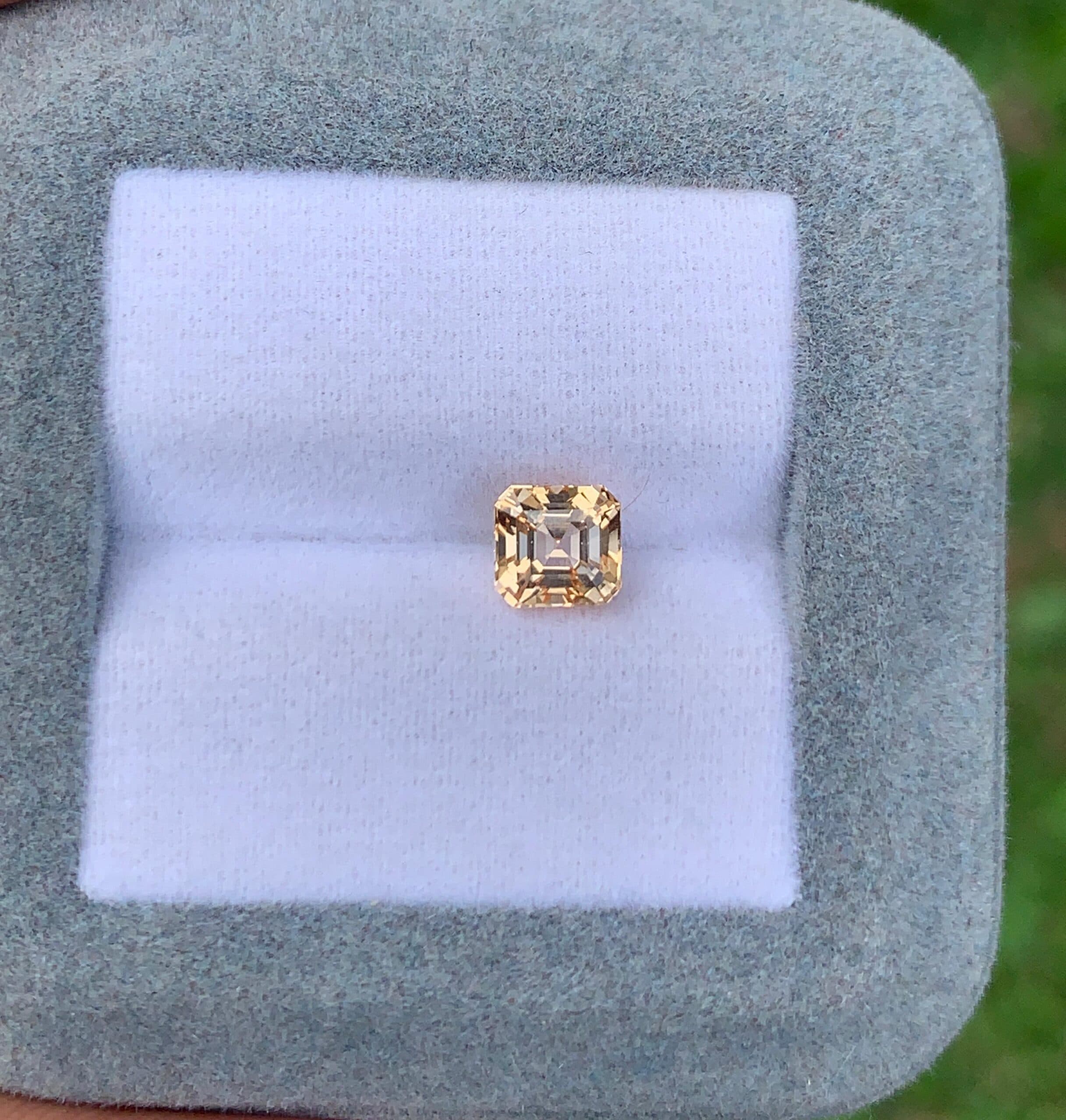 Saphir Emerald Cut de 1,32ct image 2