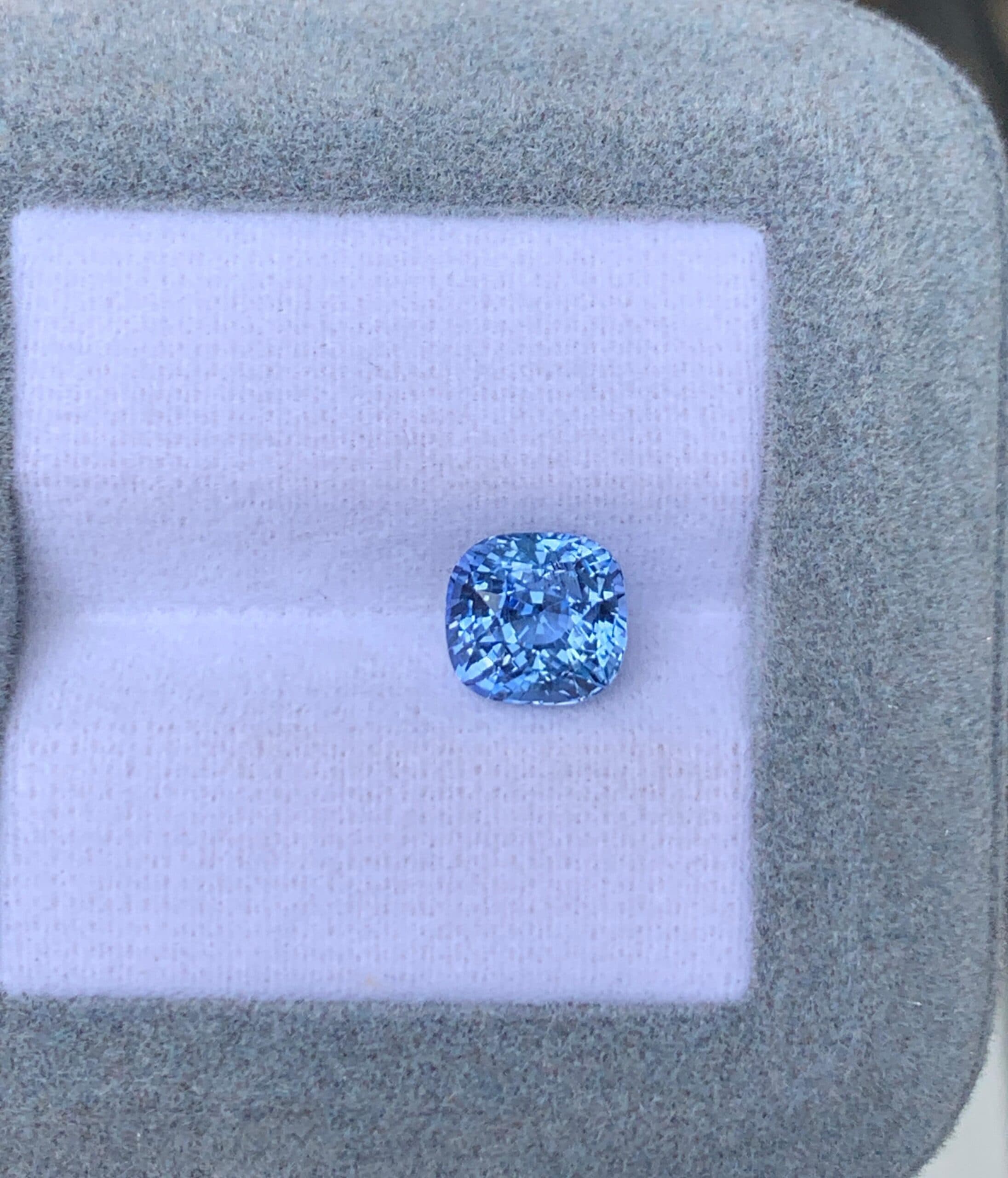 Saphir Bleu Coussin de 2,71ct image 2