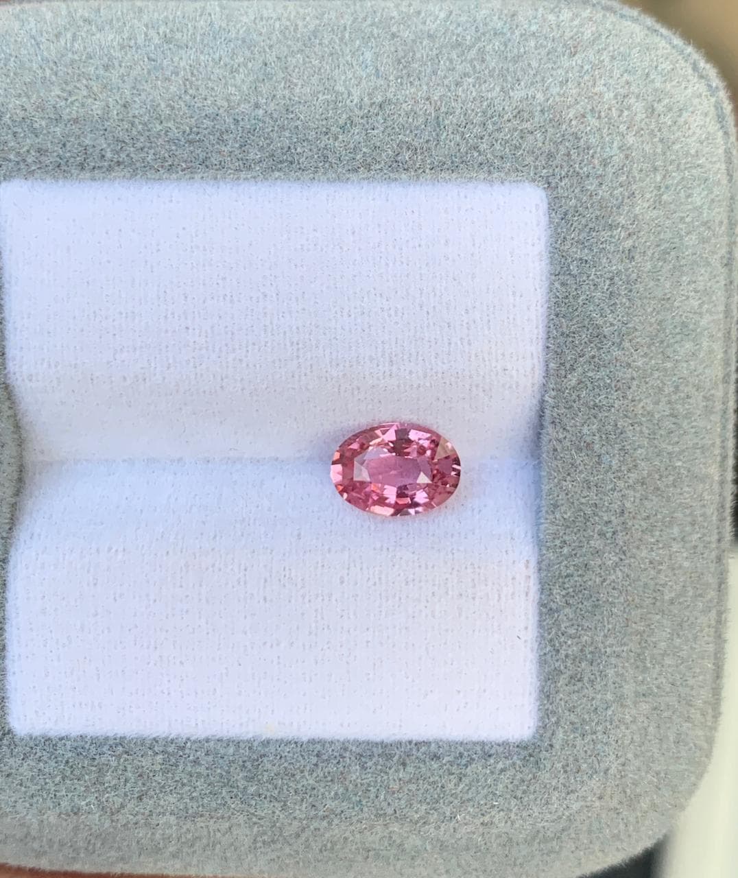Saphir Padparadscha Ovale de 1,11ct image 2