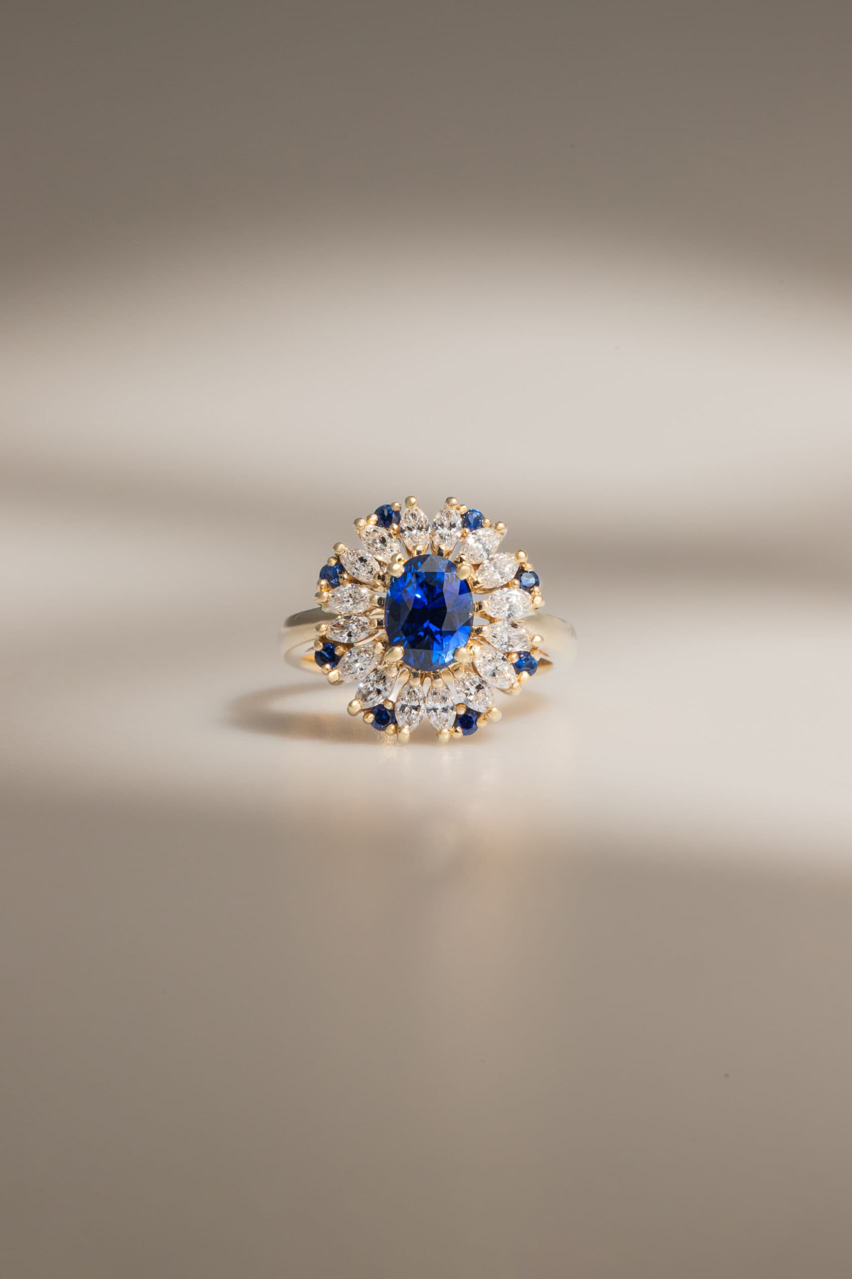bague de fiancailles saphir royal blue 1-72ct