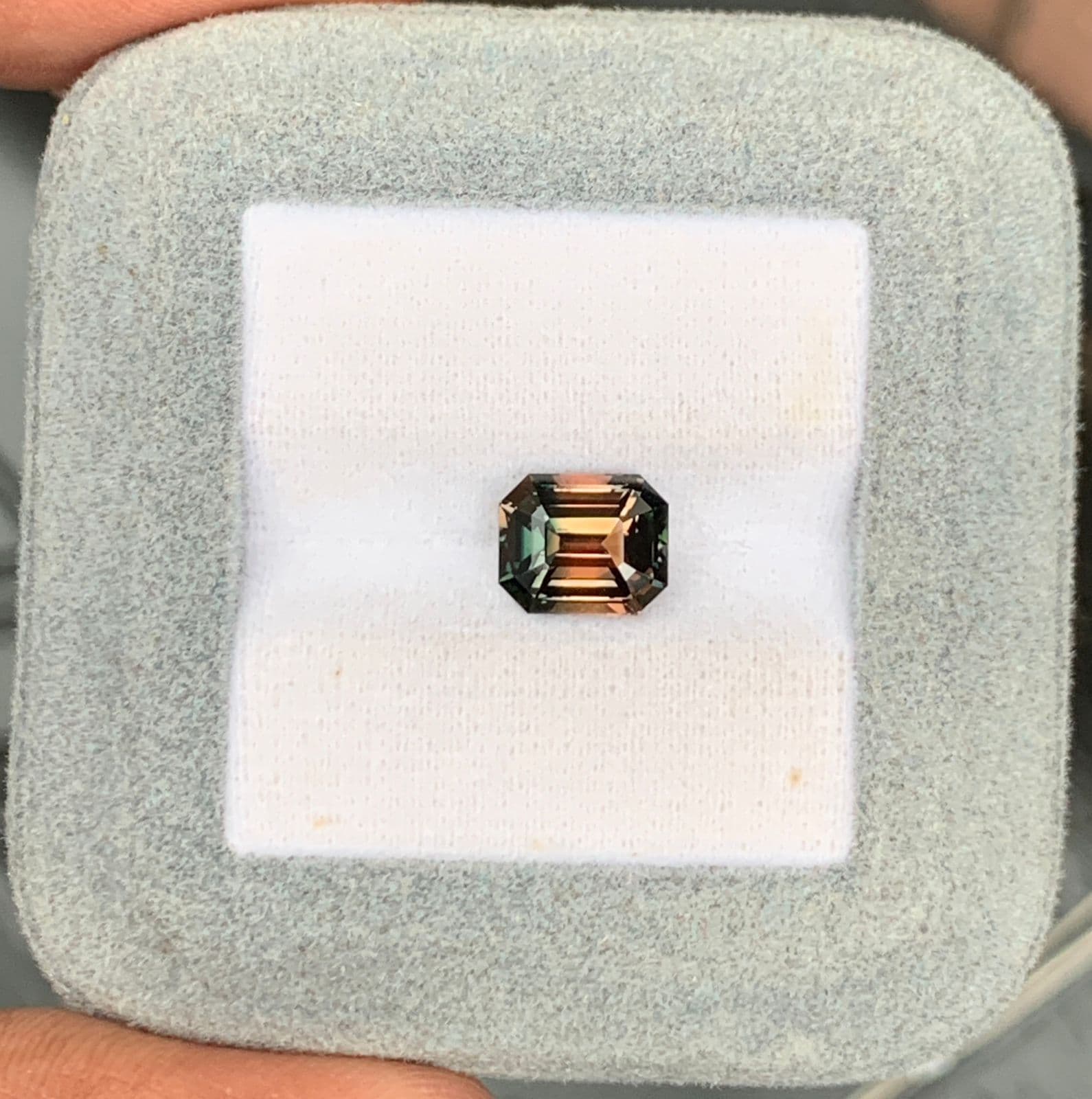 Saphir Bicolore Rectangle de 3,05ct — Madagascar, Chauffé image 2