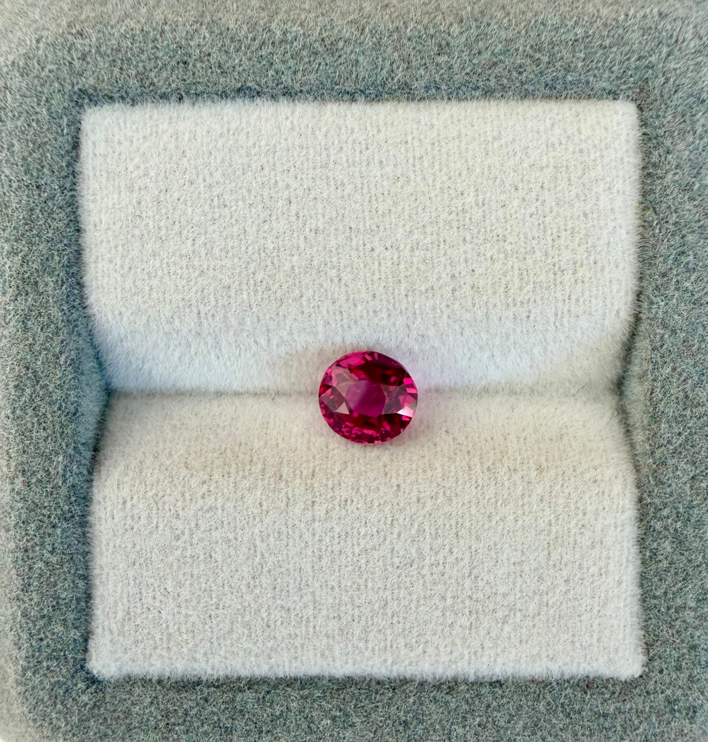 Rubis Ovale de 1,02ct image 2