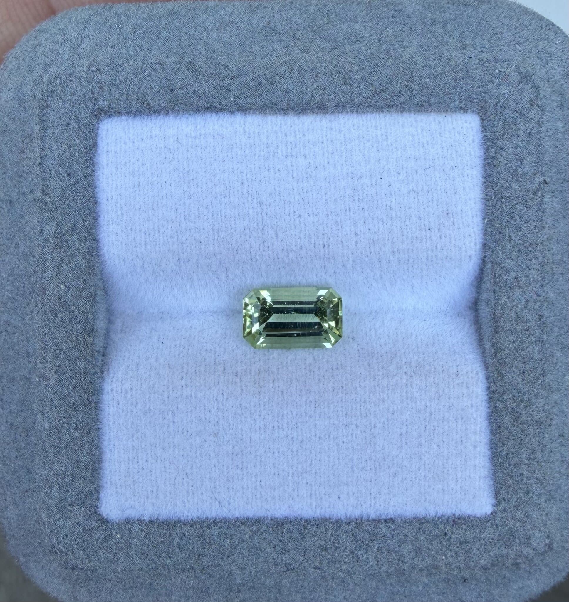Tourmaline Verte Rectangle de 1,24ct