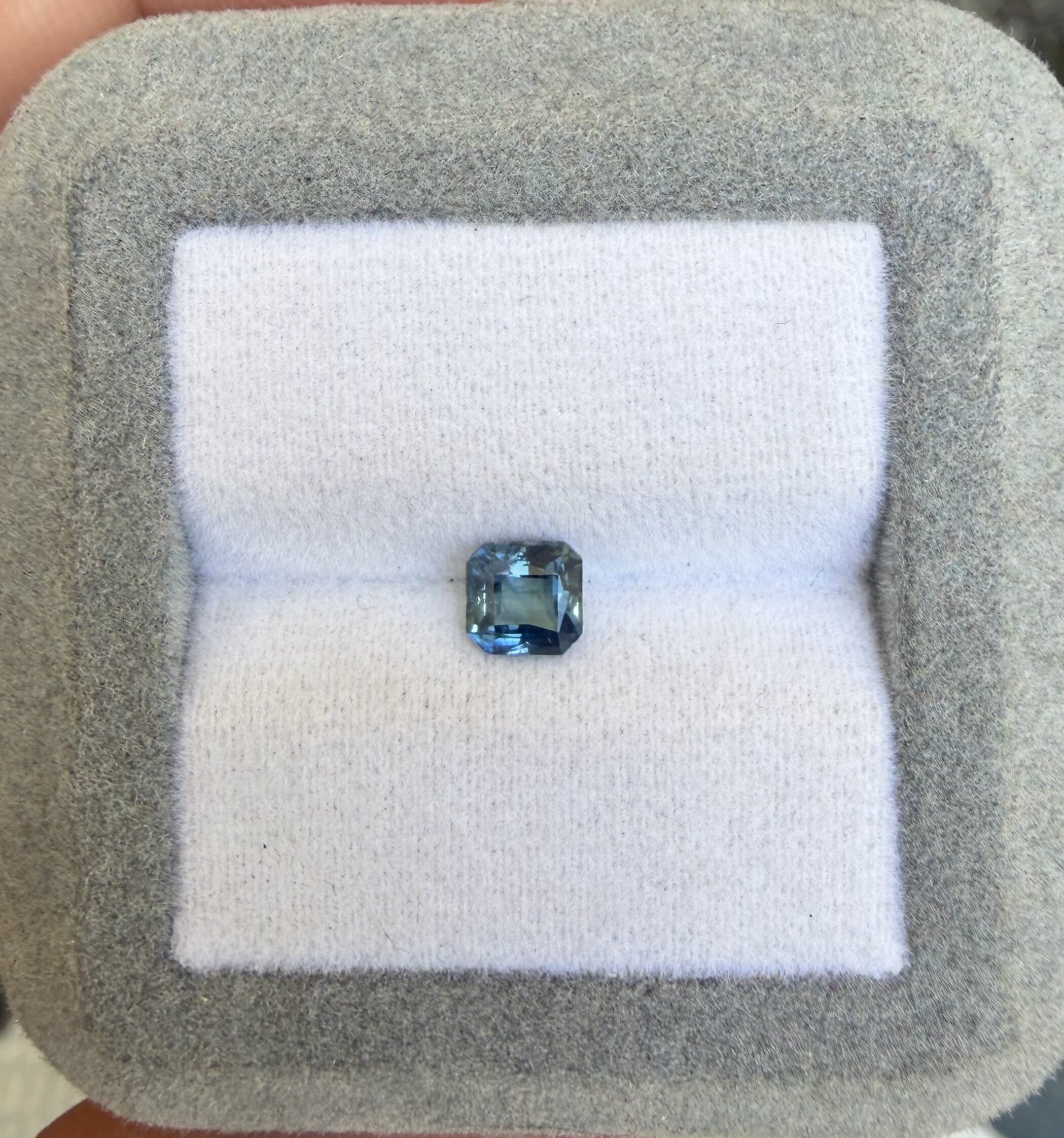 Spinelle Bleu Carré de 0,90ct image 2