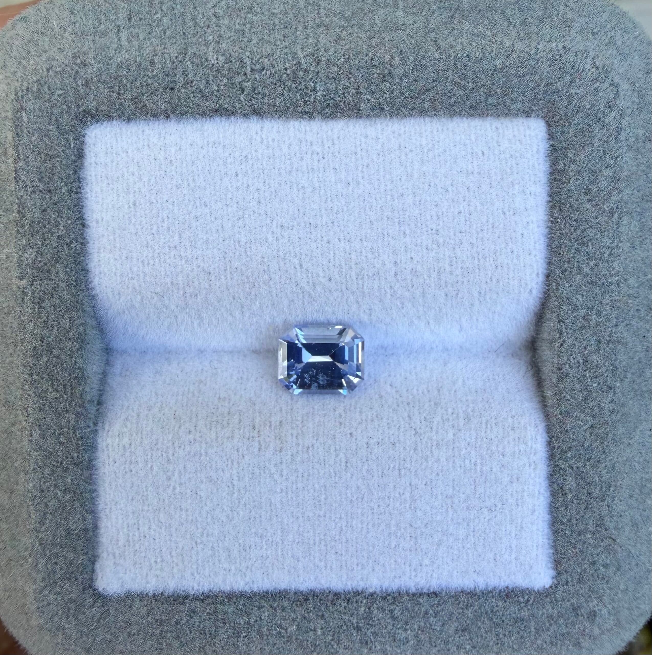 Saphir Bleu Rectangle de 0,90ct image 2