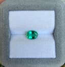 Emeraude de Zambie Ovale de 1,05ct — Zambia, Huilage Léger (2)