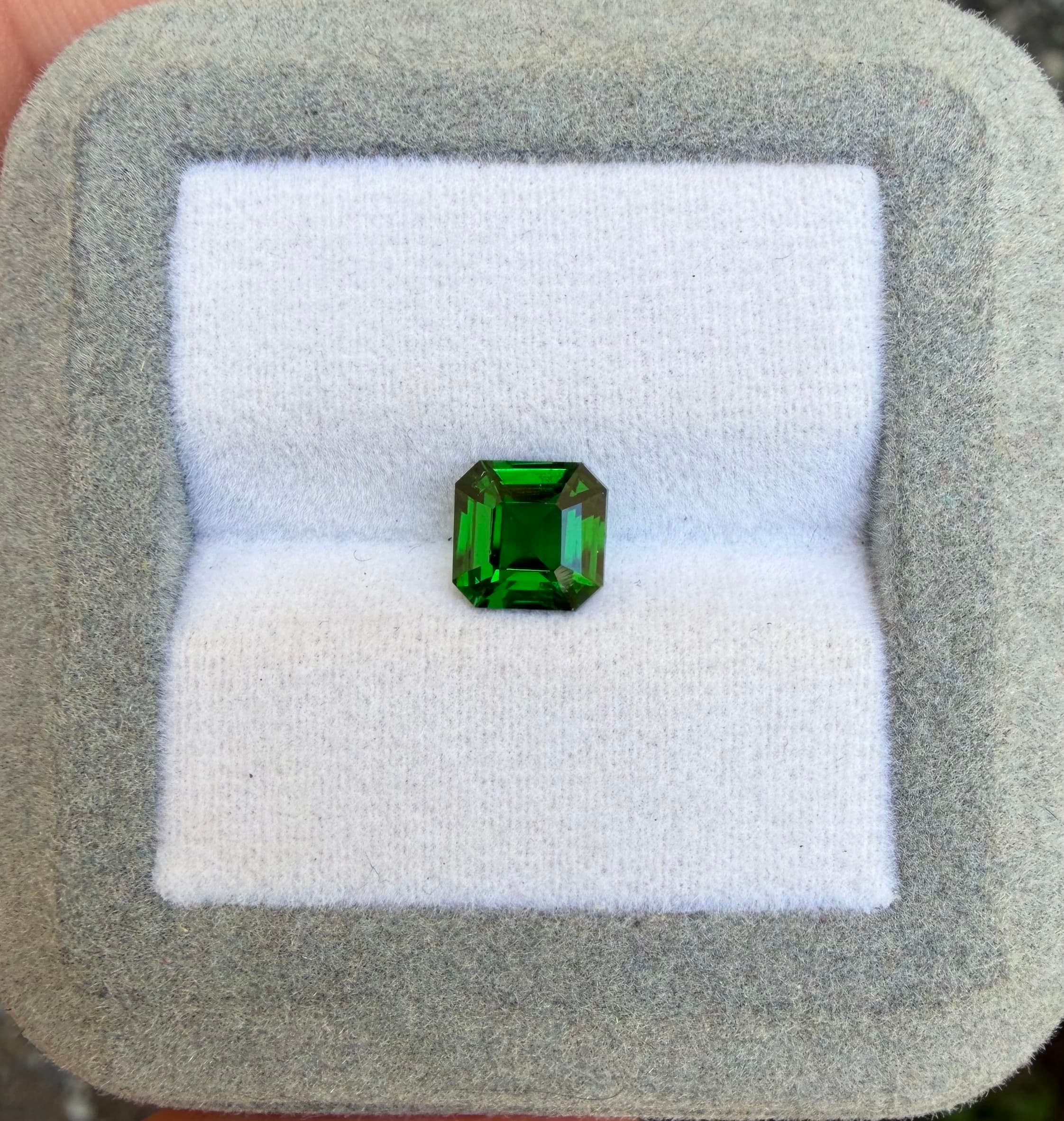 Autres Emerald Cut de 1,54ct