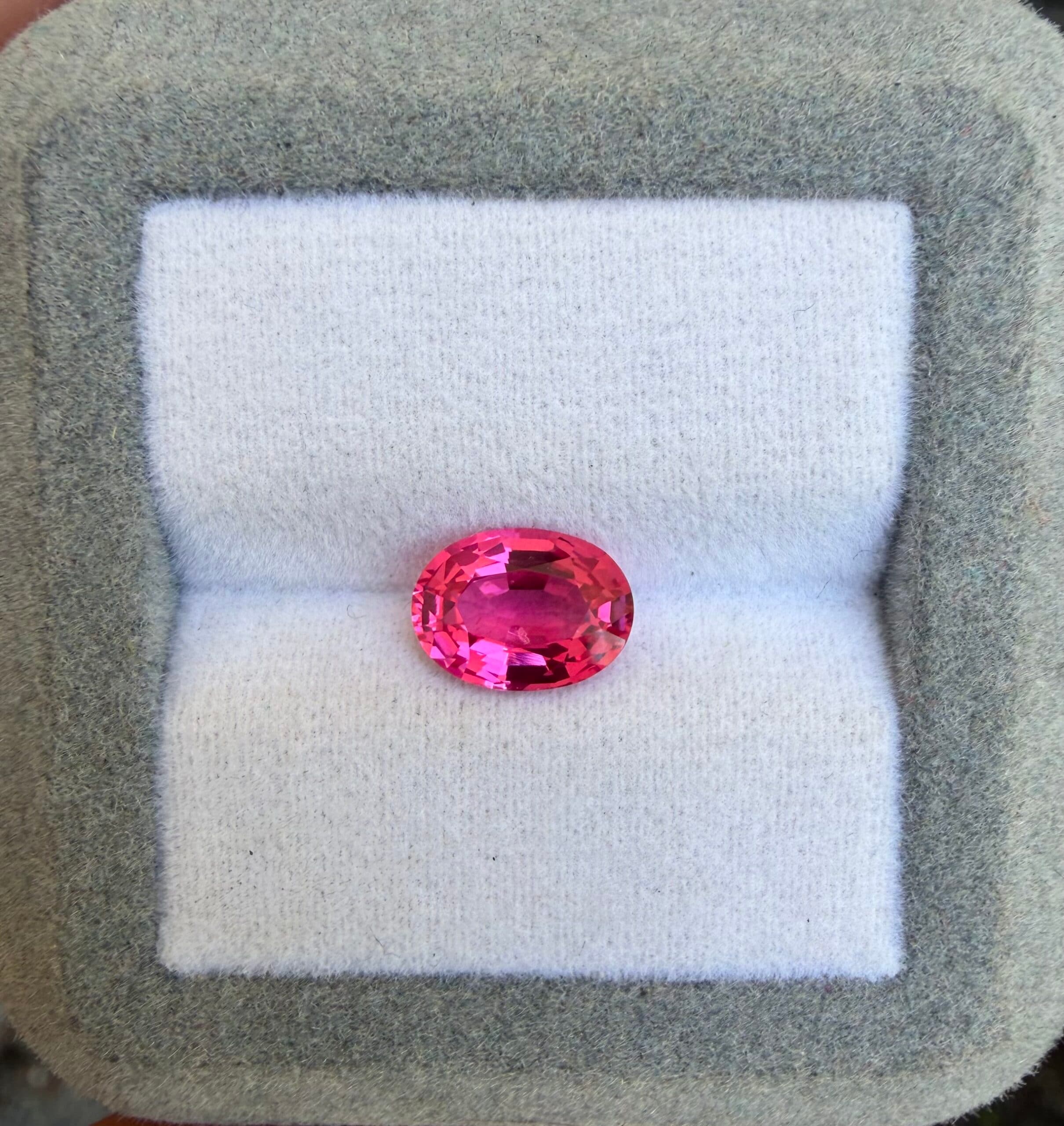 Spinelle Rose Ovale de 2,12ct image 2