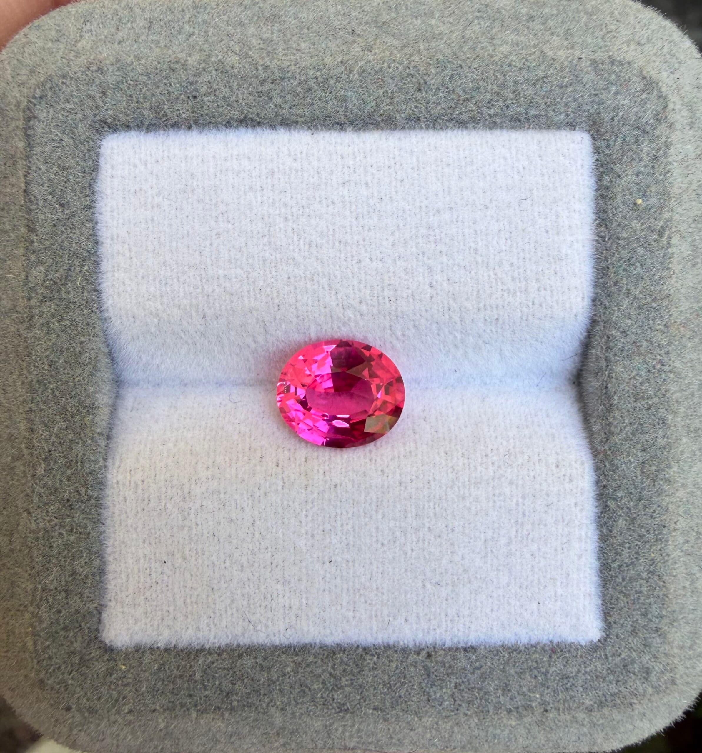 Spinelle Rose Ovale de 1,78ct image 2