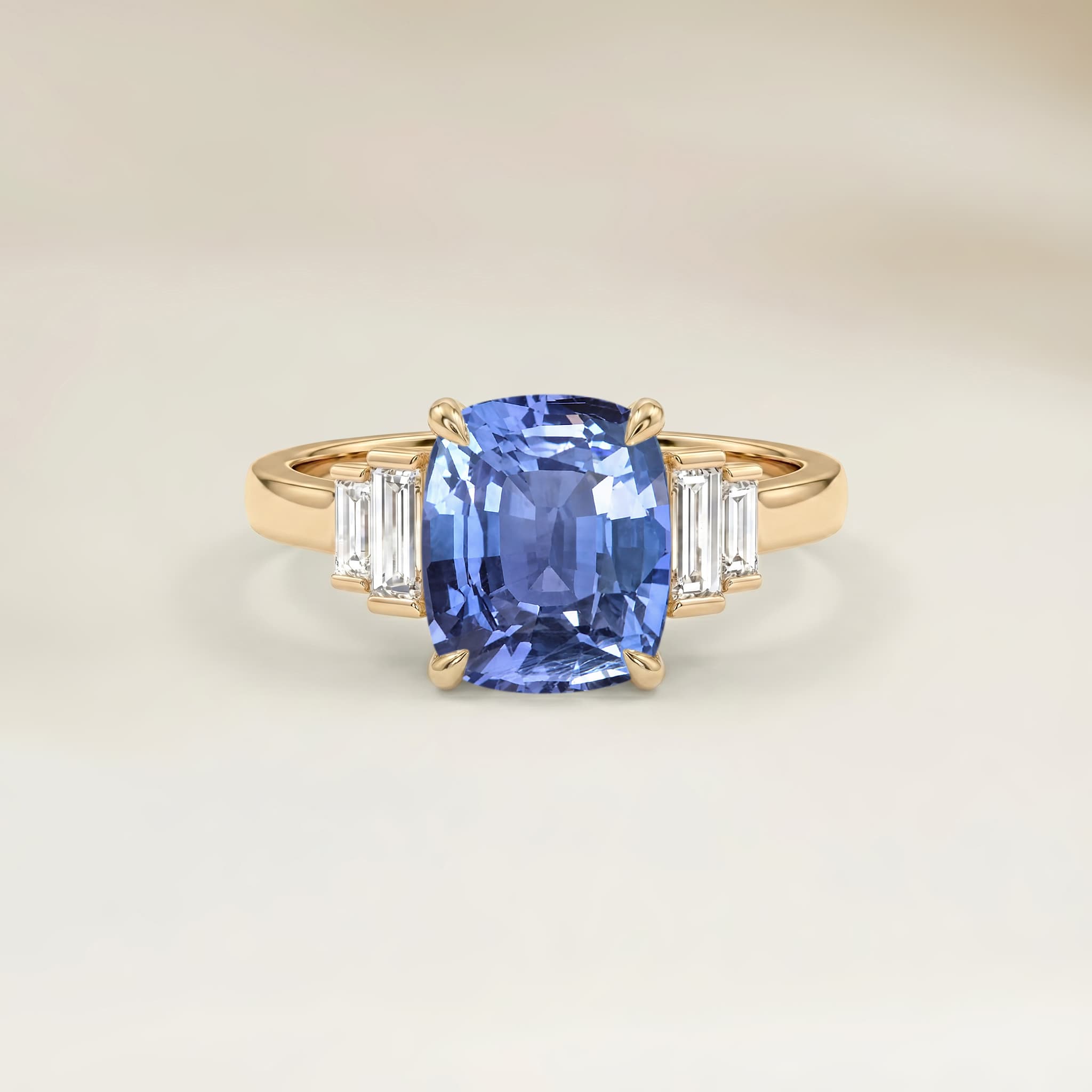 Bague Art Deco Spinelle Bleu Coussin de 1,83ct