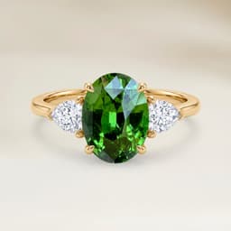 Bague Epaulé Grenat Ovale de 3,29ct
