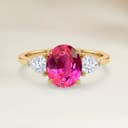 Bague Epaulé Spinelle Rose Ovale de 1,78ct