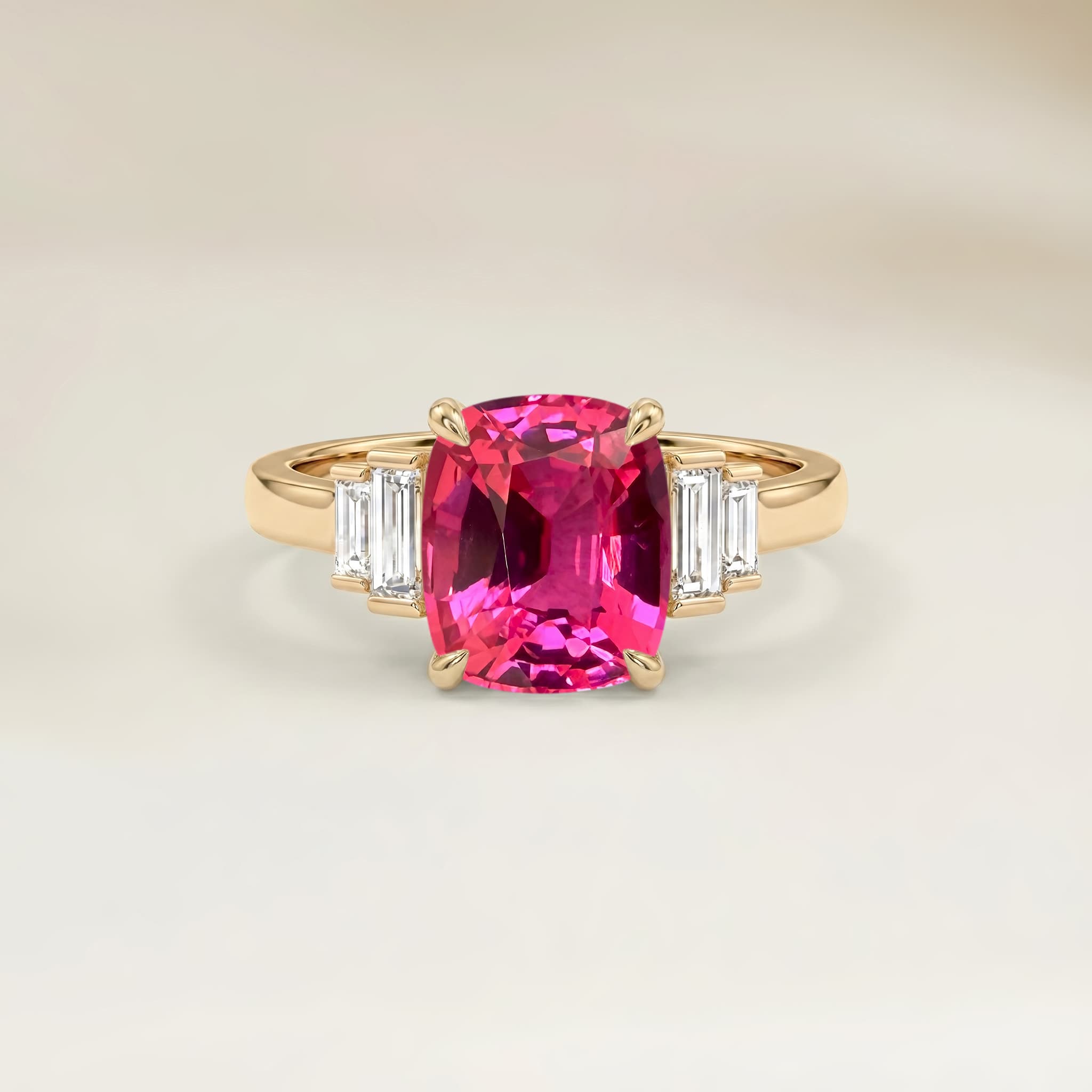 Bague Art Deco Spinelle Rose Coussin de 2,03ct