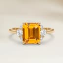 Bague Epaulé Saphir Jaune Rectangle de 1,52ct