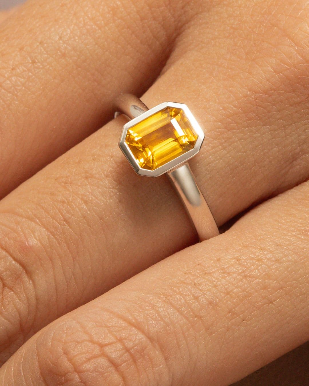 Bague saphir jaune, 1,58 ct, platine