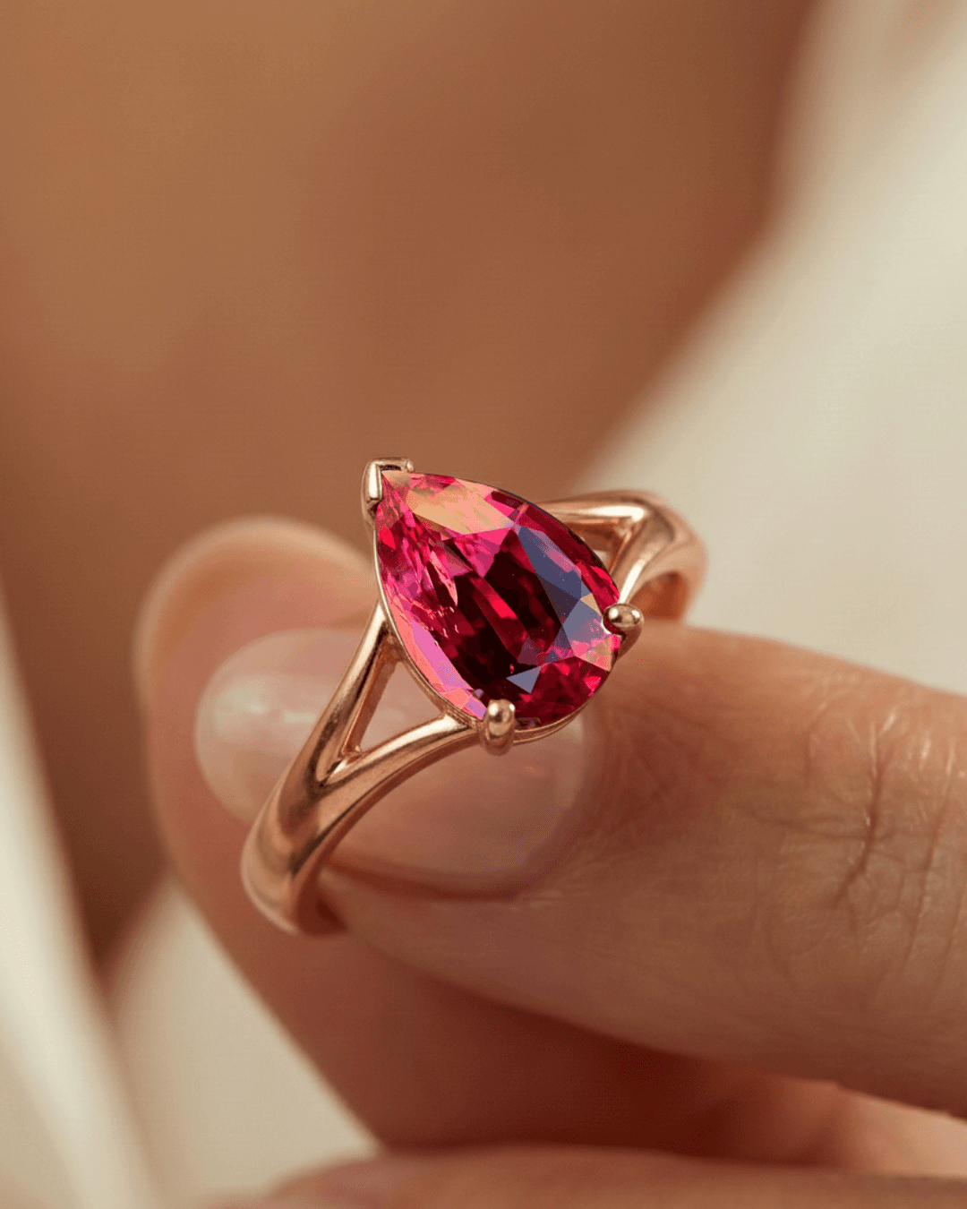 Bague spinelle rouge — Vietnam