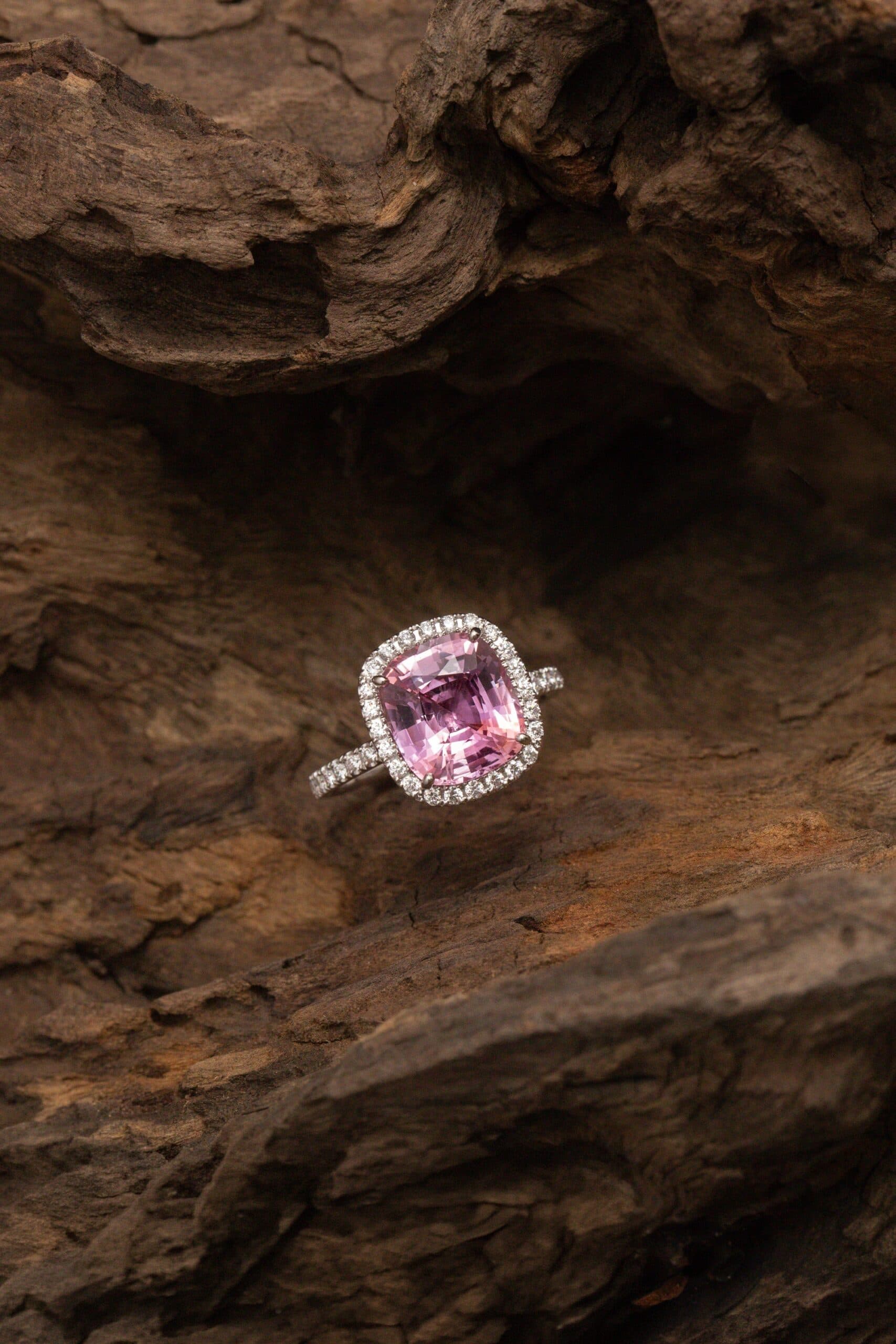 bague de naissance saphir padparadscha